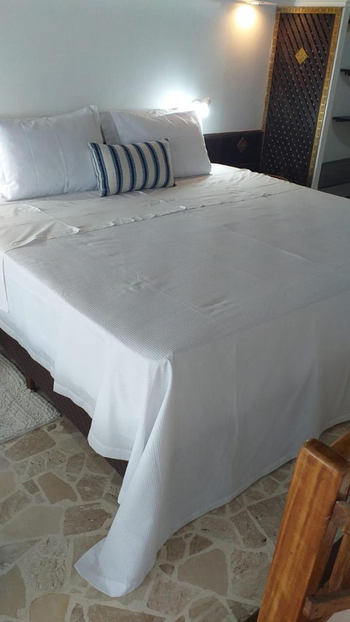 Czaritza Apart Hotel ボンビーニャス エクステリア 写真
